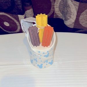 DISNEY PARKS EXCLUSIVE- CHURROS 
JAR CANDLE . Churro Cinnamon Scented Candle